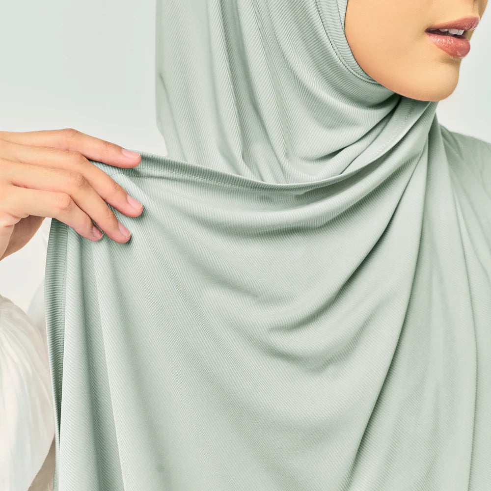 AMEERA ZAINI - ZARA INSTANT