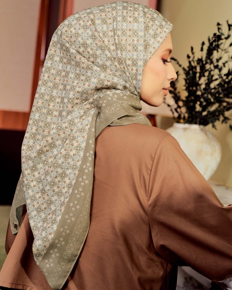 Naelofar Echo Geometric Cotton Voile Square