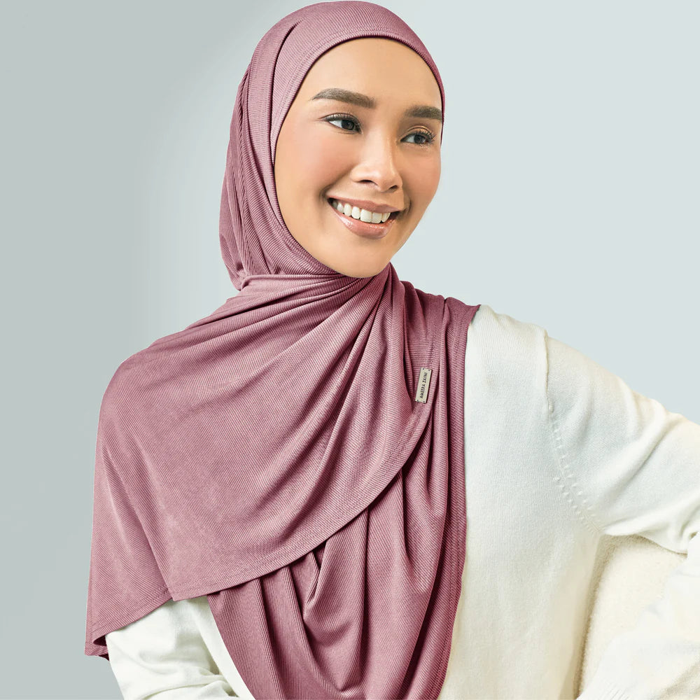 AMEERA ZAINI - ZARA INSTANT